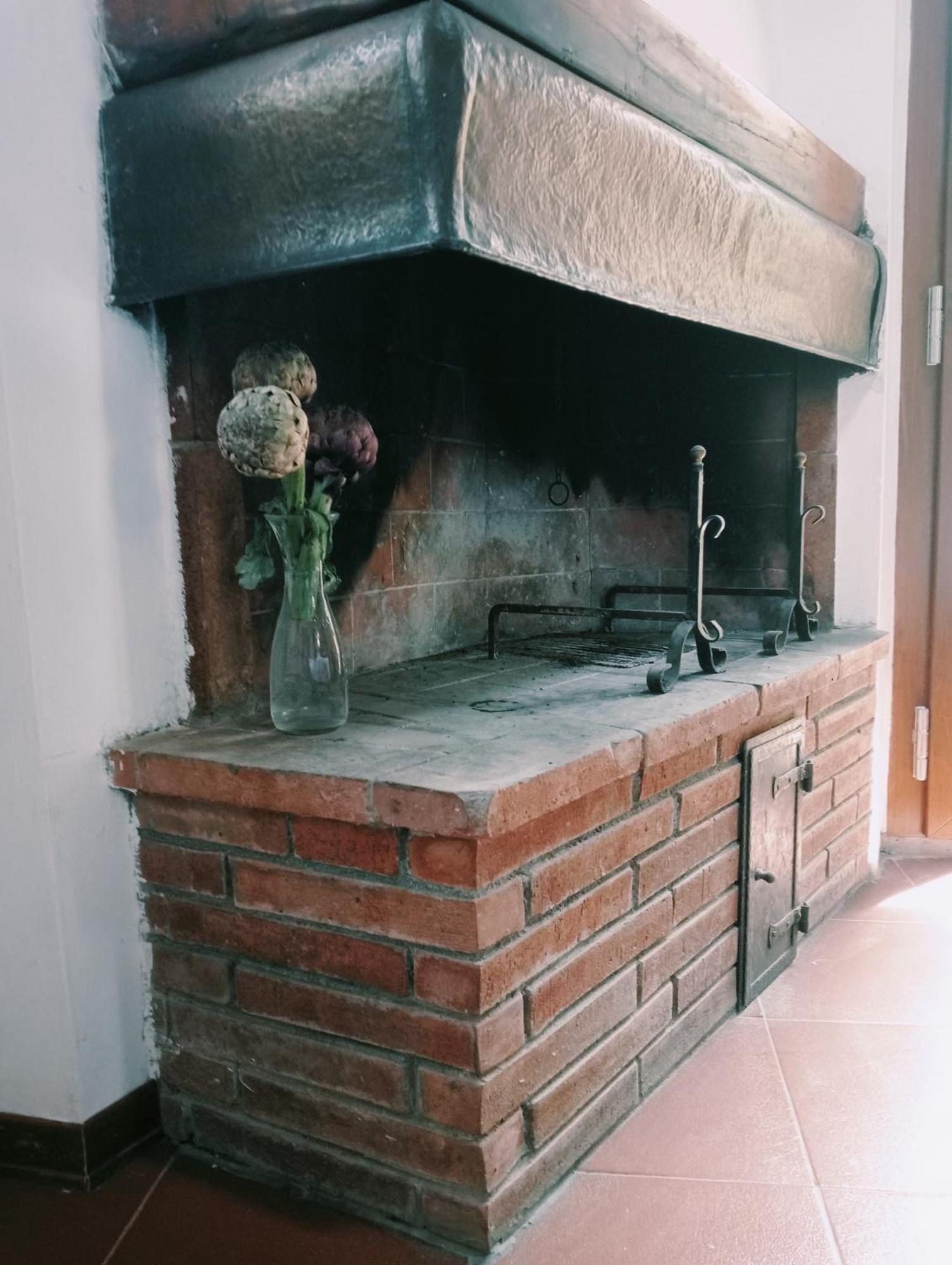 Small Heaven In Florentine Hills *